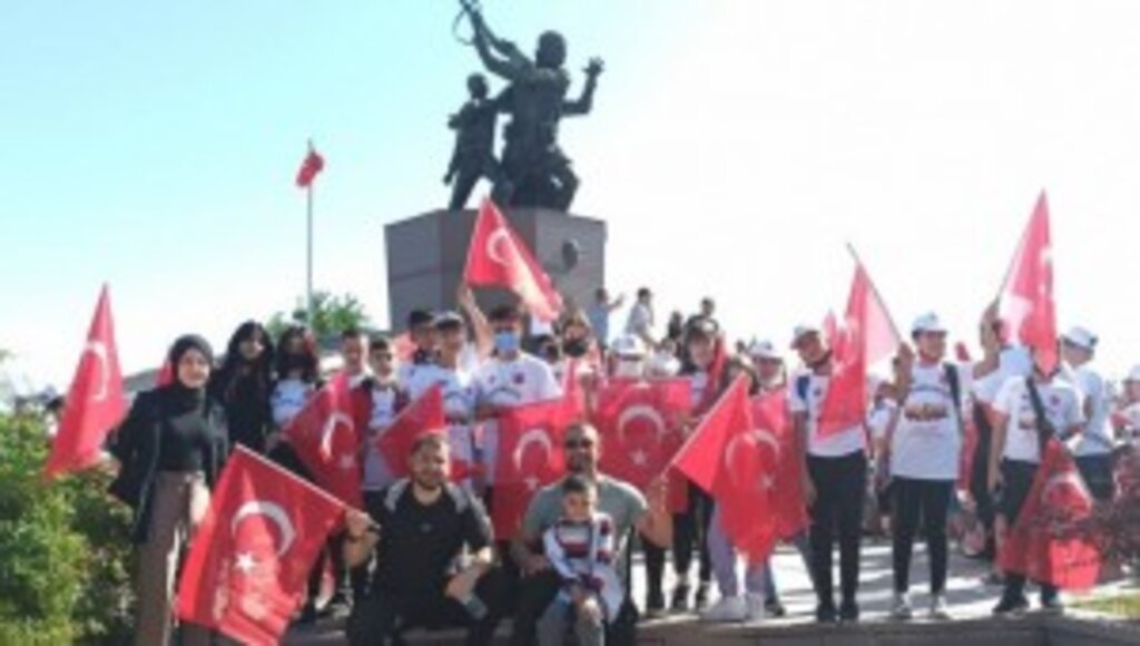 MUAYTHAİ TURNUVASINDA İLKADIMLI SPORCULAR 7 MADALYA İLE BAŞARIYA İMZA ATTILAR