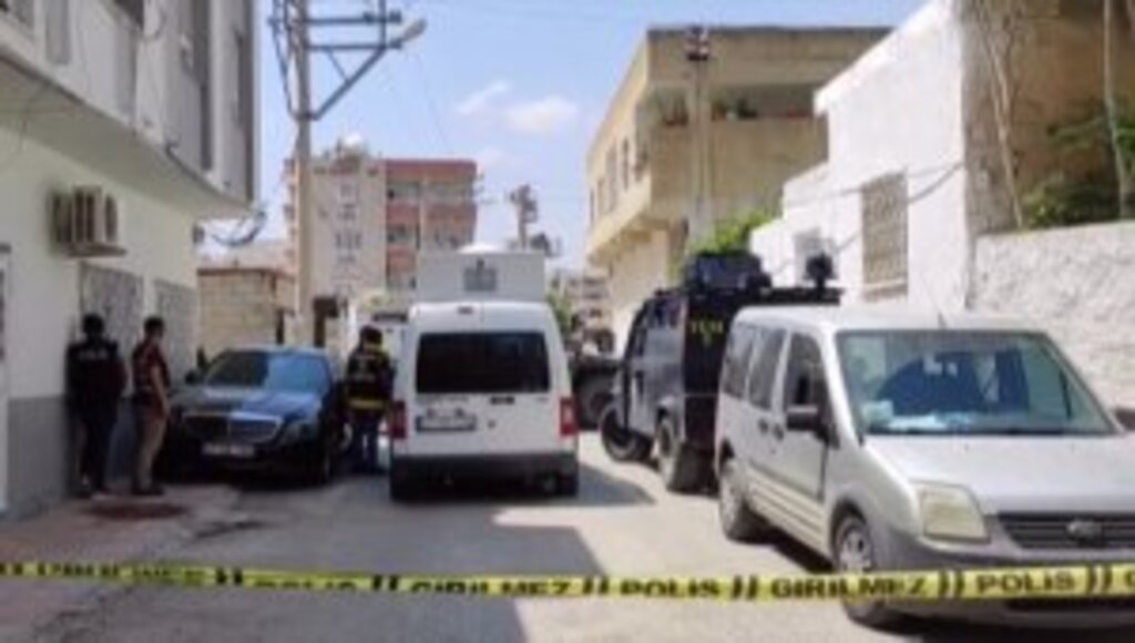 Nusaybin'de elindeki patlayıcıyı infilak ettirmeye çalışan terörist etkisiz hale getirildi