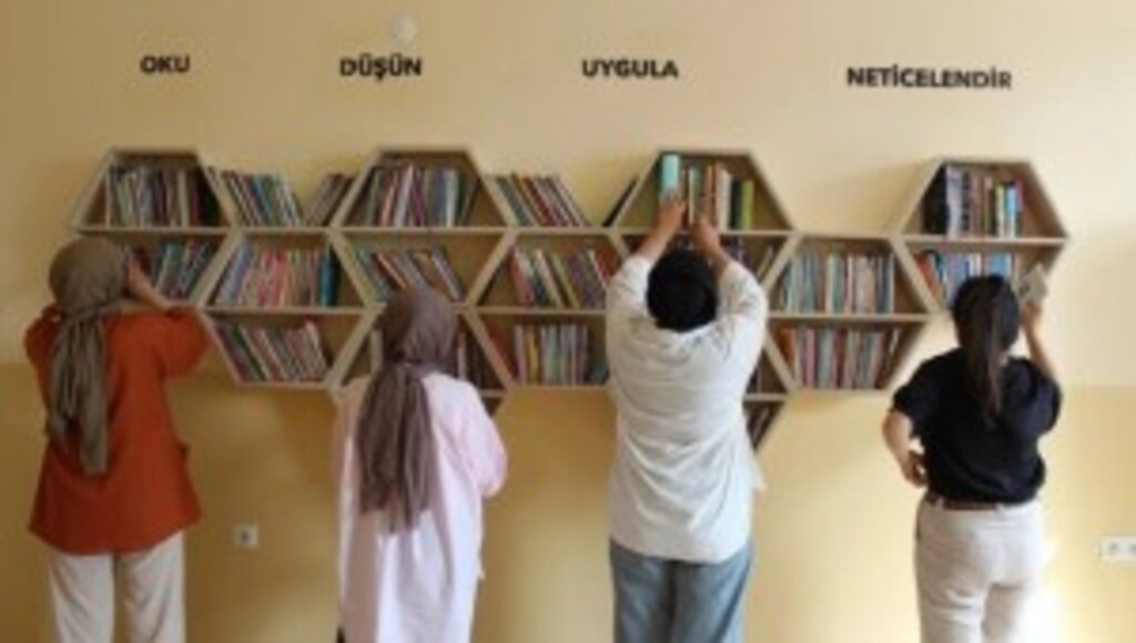 OMÜ ÜniAK Topluluğu, Gerçekleştirdiği Projeyle 2. Kütüphaneyi Kurdu