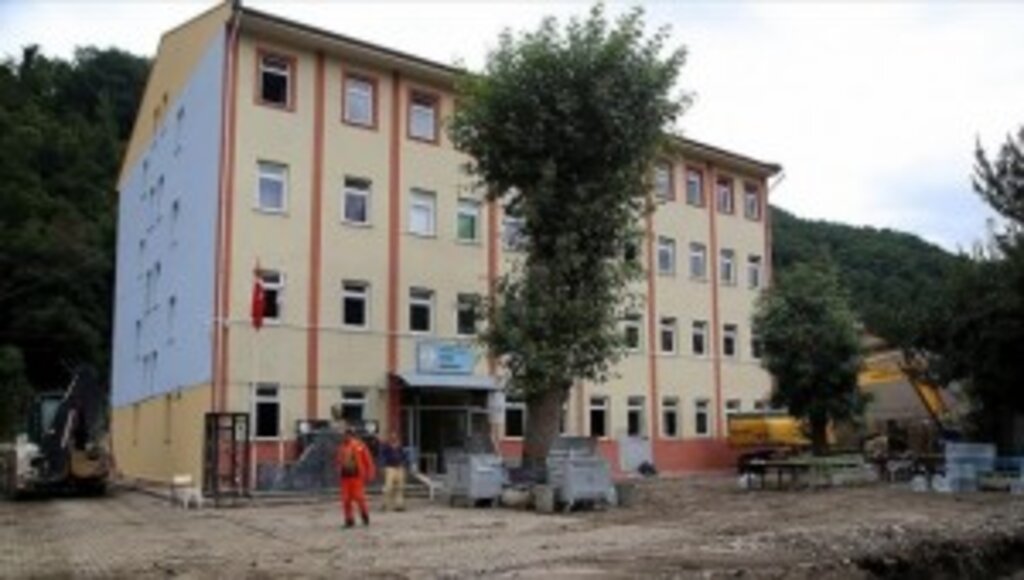 Bozkurt'ta okullar eğitim öğretime hazırlanıyor