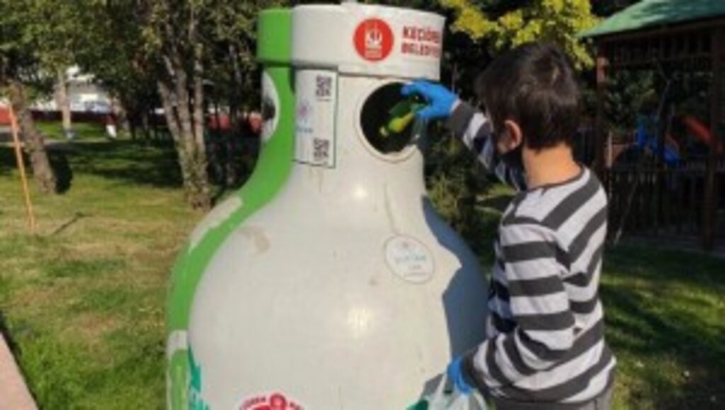 KEÇİÖREN’DE “BİN 70 TON” ATIK CAM GERİ DÖNÜŞÜME KAZANDIRILDI