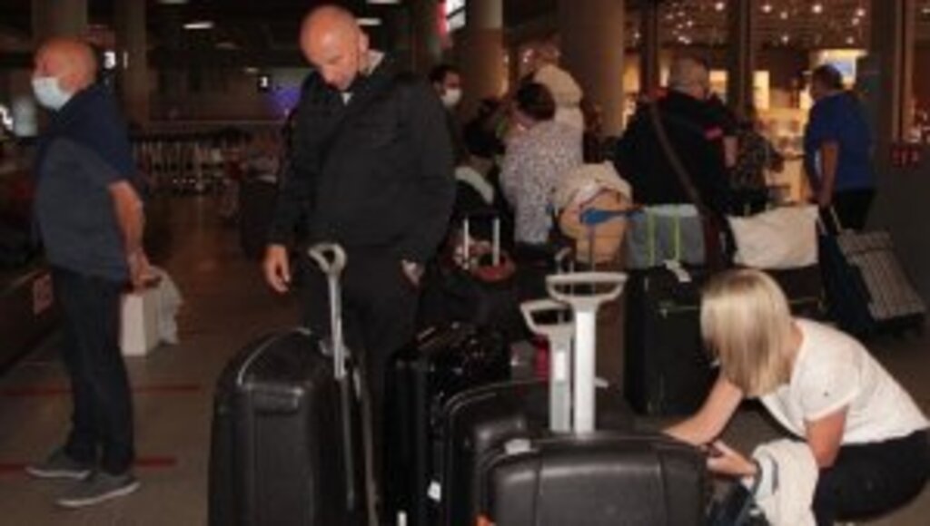 Ülkelerinde 'otel karantinası' kalkan İngiliz turistler yine Muğla'yı tercih etti