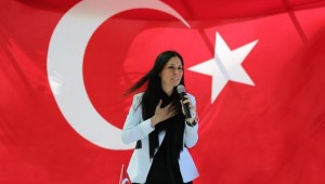 Çiğdem Karaaslan'dan 29 Ekim Cumhuriyet Bayramı Mesajı 