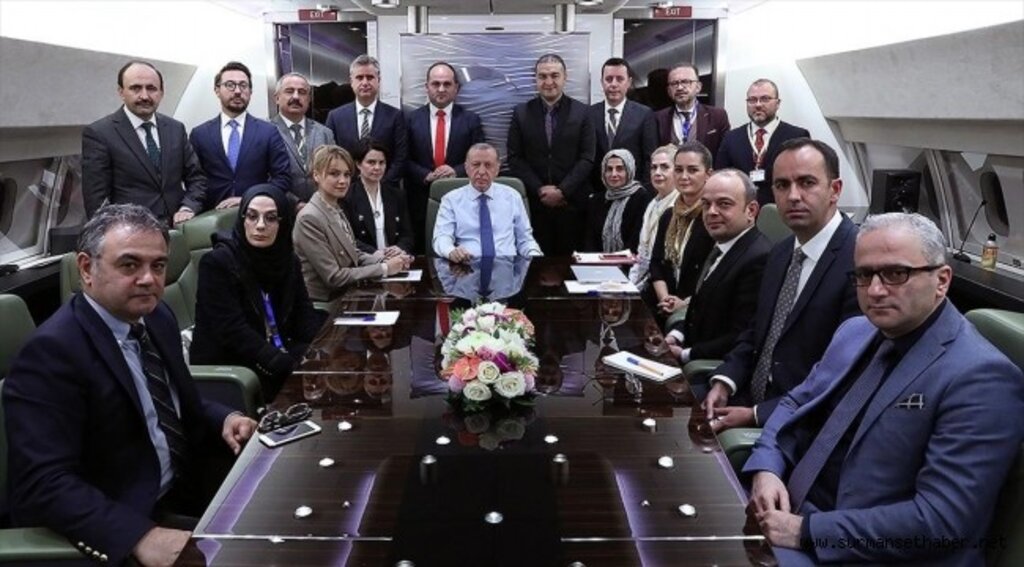 Cumhurbaşkanı Erdoğan: "Siyaseti öğrenmeleri için daha çok fırın ekmek yemeleri lazım"