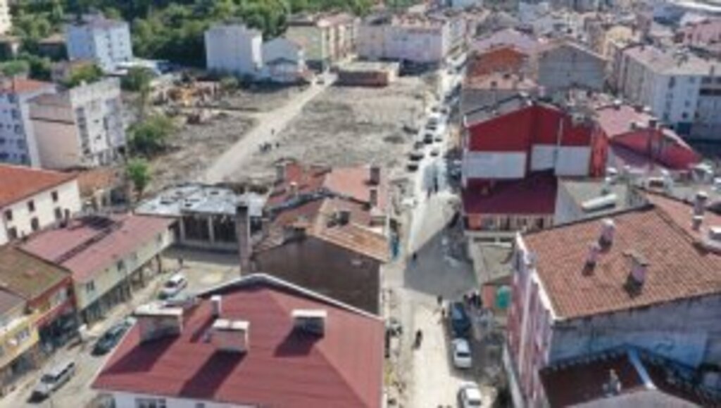 Selde zarar gören Kastamonu yollarında yenileme çalışmaları sürüyor