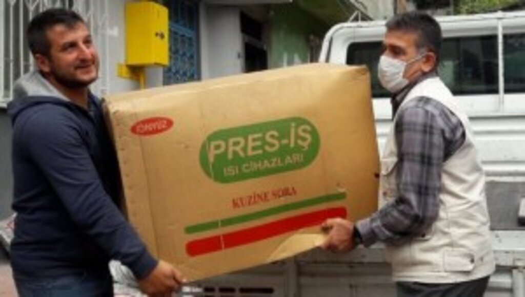 YAKLAŞAN SOĞUK KIŞ GÜNLERİNDE YÜREKLERİ ISITAN SOBA YARDIMI