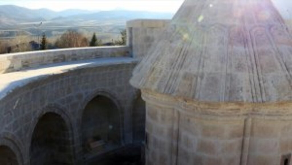 Erzincan'daki Mama Hatun Külliyesi restore edildi
