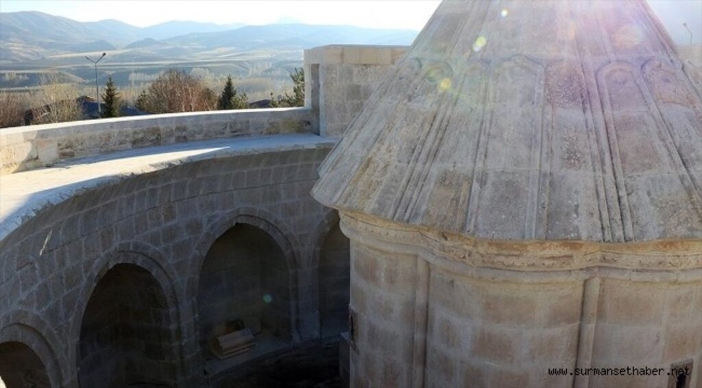 Erzincan'daki Mama Hatun Külliyesi restore edildi