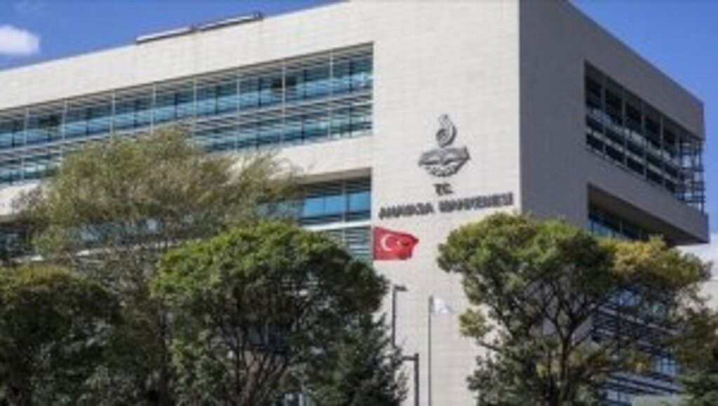 HDP kapatma davasında ön savunmasını Anayasa Mahkemesine sundu