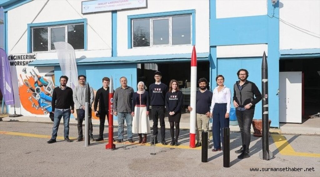 Türk takımı, roket yarışmasında dünya ikincisi olmanın gururunu yaşıyor