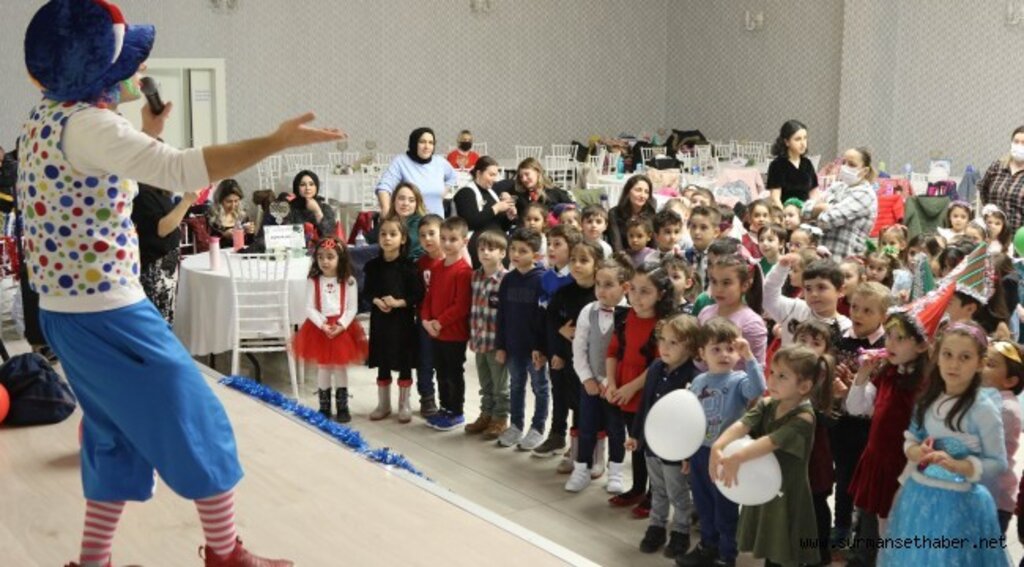 AtaÇoçuk’tan yeni yıl balosu