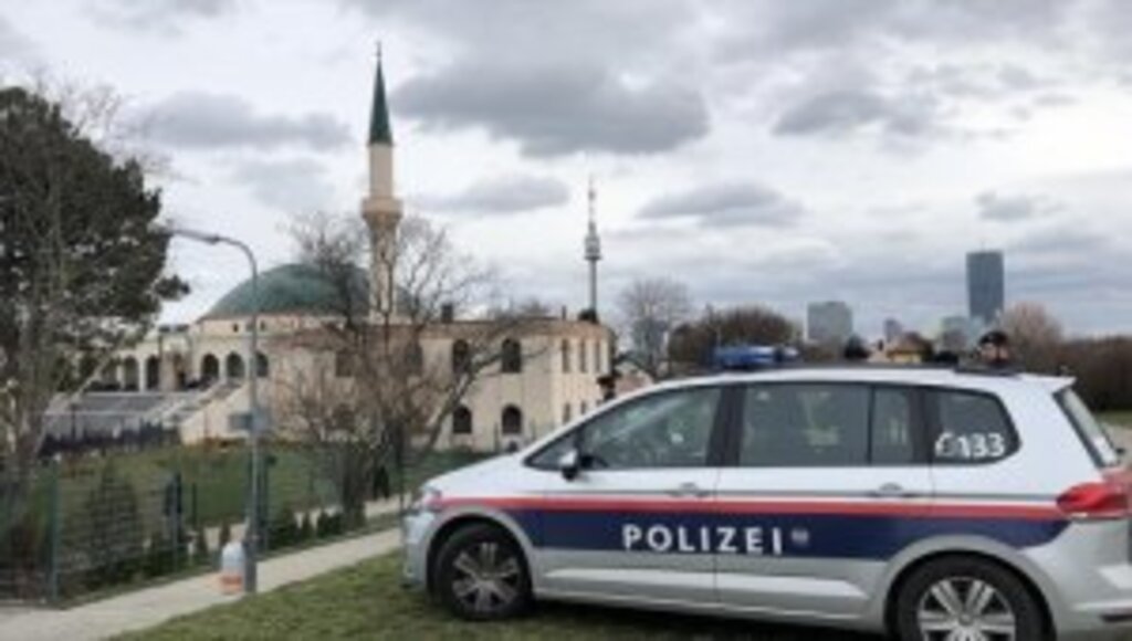 Avrupa'da 'medya ve siyaset' İslamofobik saldırılara aracı oldu