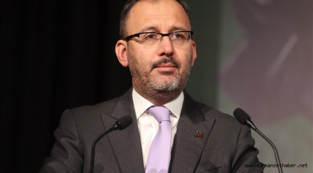 Bakan Kasapoğlu öğrencilere müjdeyi verdi
