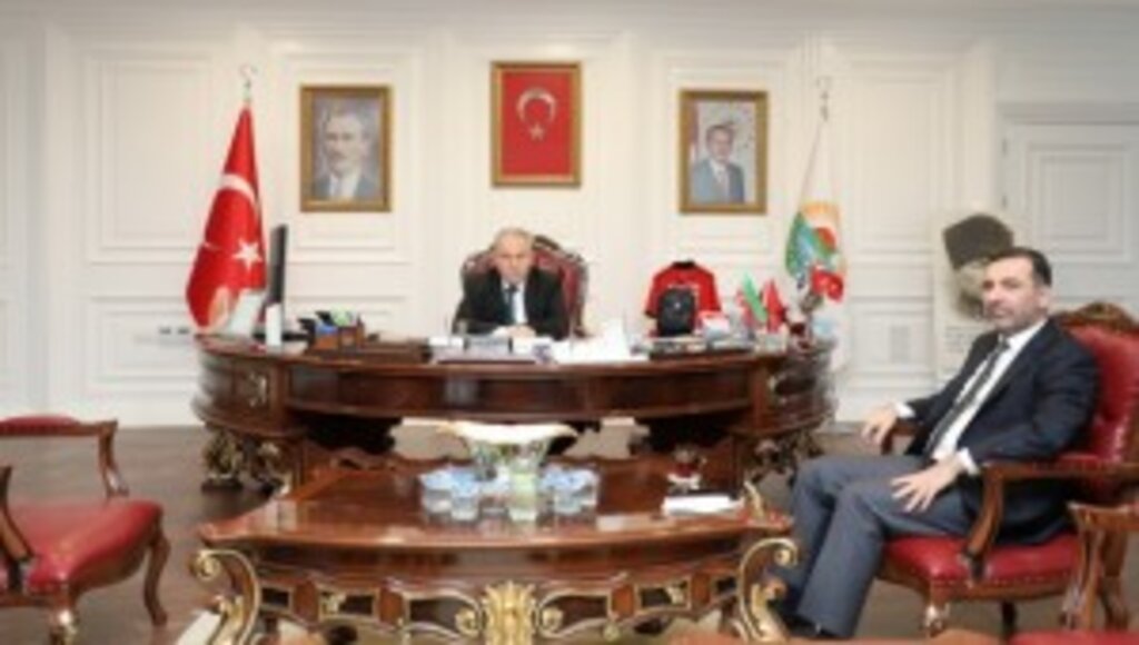 BAŞKAN DEMİRTAŞ,KAVAK BELEDİYE BAŞKANI İBRAHİM SARICAOĞLU’NU MAKAMINDA AĞIRLADI