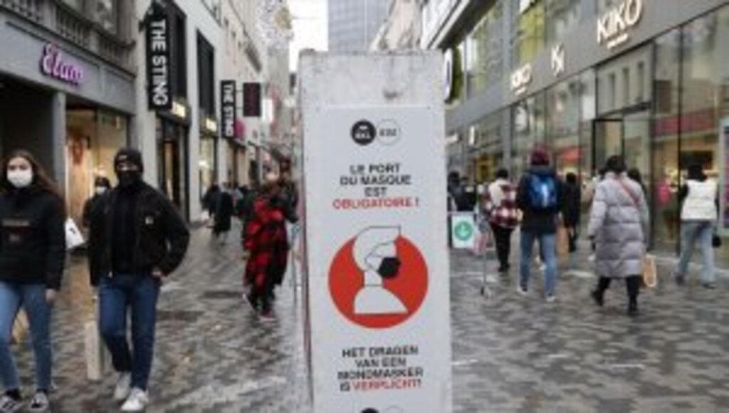 DSÖ Kovid-19'un omicron varyantının en az 57 ülkede görüldüğünü duyurdu