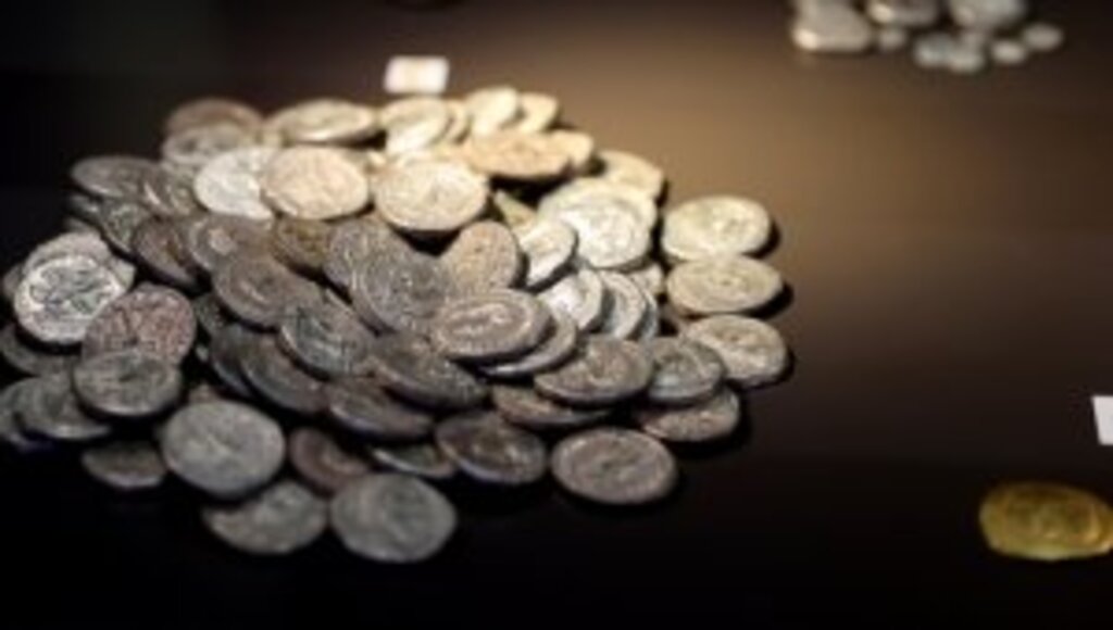 Kültür ve Turizm Bakanı Ersoy: Hırvatistan'dan iadesi sağlanan sikkeler yaklaşık 2300 yıllık bir dönemi kapsıyor