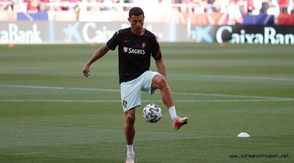 Ronaldo 800 gol barajını geçen ilk futbolcu oldu