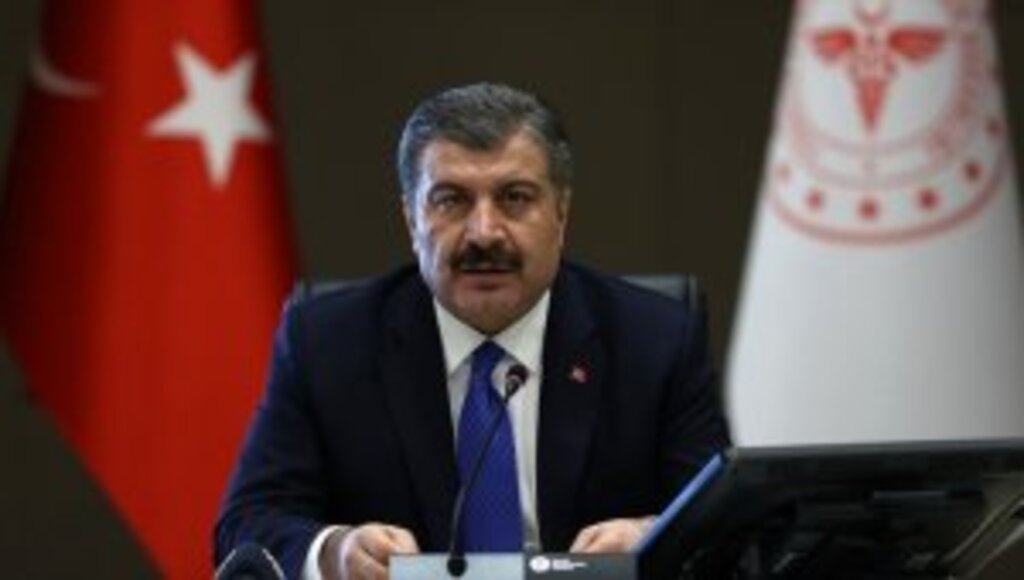 Bakan Koca: Hatırlatma dozu aşılarının Omicron varyantına karşı önemli bir tedbir olduğu unutulmamalı