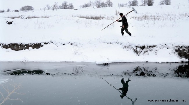 Balıkçıları'nın dondurucu kış şartlarında zorlu mesaisi