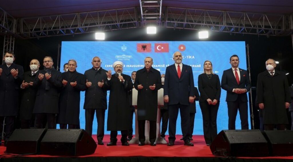 Cumhurbaşkanı Erdoğan: Ethem Bey Camii Tiran’ın mücevheridir