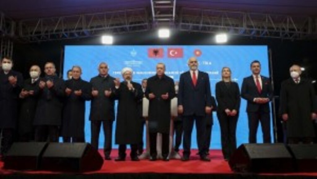 Cumhurbaşkanı Erdoğan: Ethem Bey Camii Tiran’ın mücevheridir