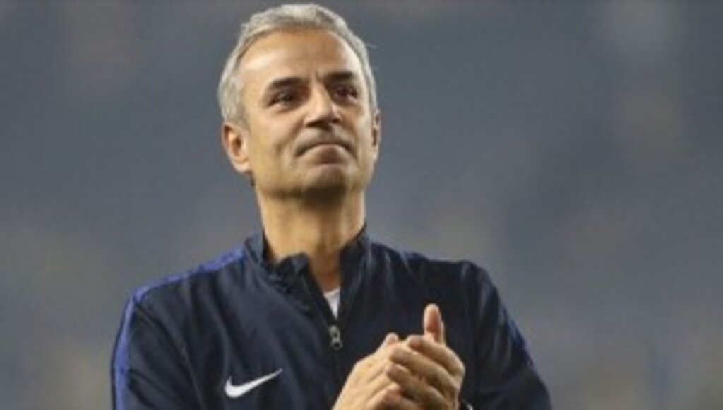 Fenerbahçe'de teknik direktörlük görevine İsmail Kartal getirildi