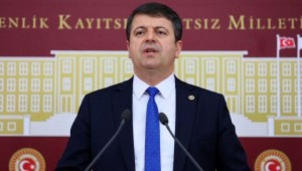 MİLLETVEKİLİ TUTDERE: GAZETECİLİK EN KARANLIK DÖNEMİNİ YAŞIYOR