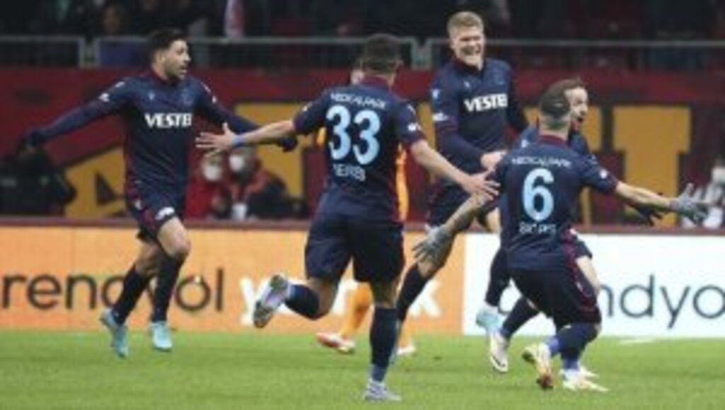 Trabzonspor, 15 haftadır liderlik koltuğunda