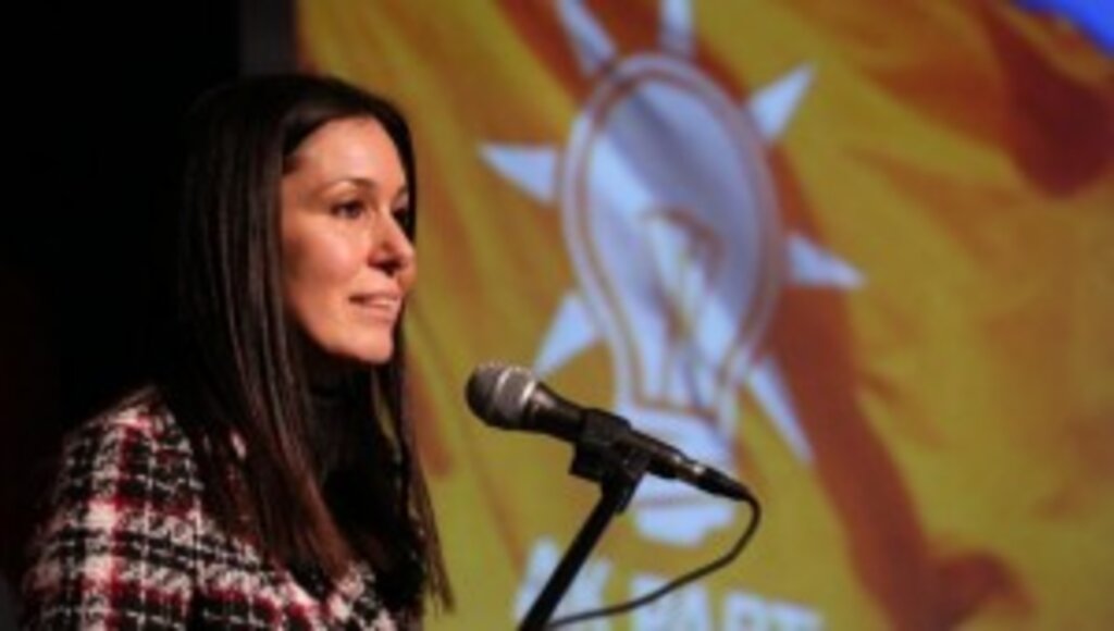 AK Parti Genel Başkan Yardımcısı Çiğdem Karaaslan'dan Miraç Kandili Mesajı