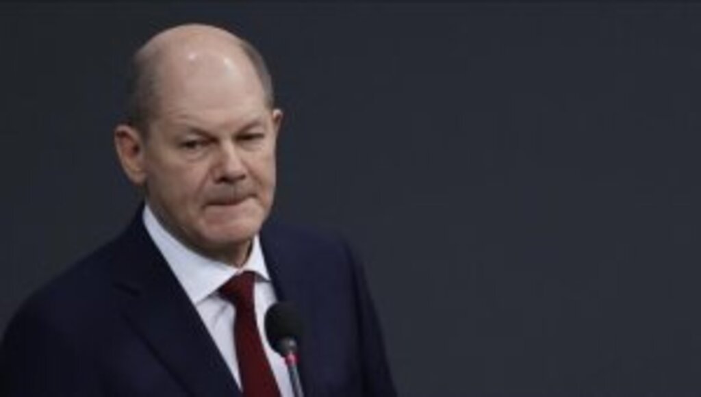 Almanya Başbakanı Olaf Scholz dış politikada üzerindeki baskıyı kırma peşinde