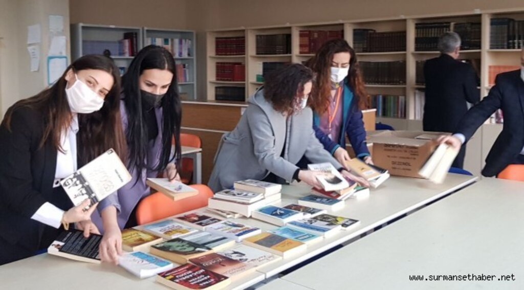 Atasam Atakum Tıp Merkezi’nden Okullara kitap desteği