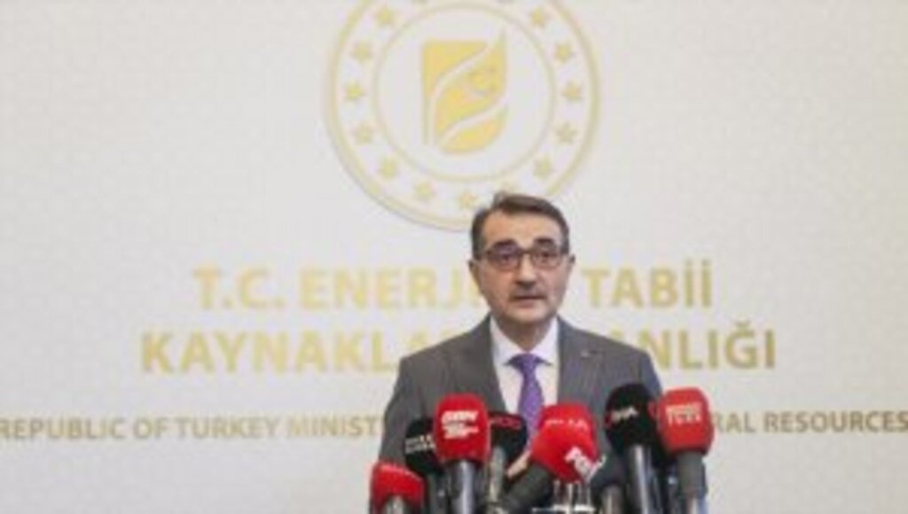 Bakan Dönmez: Elektrikte tarife değişikliklerini 1 Mart'a kadar tamamlamayı amaçlıyoruz