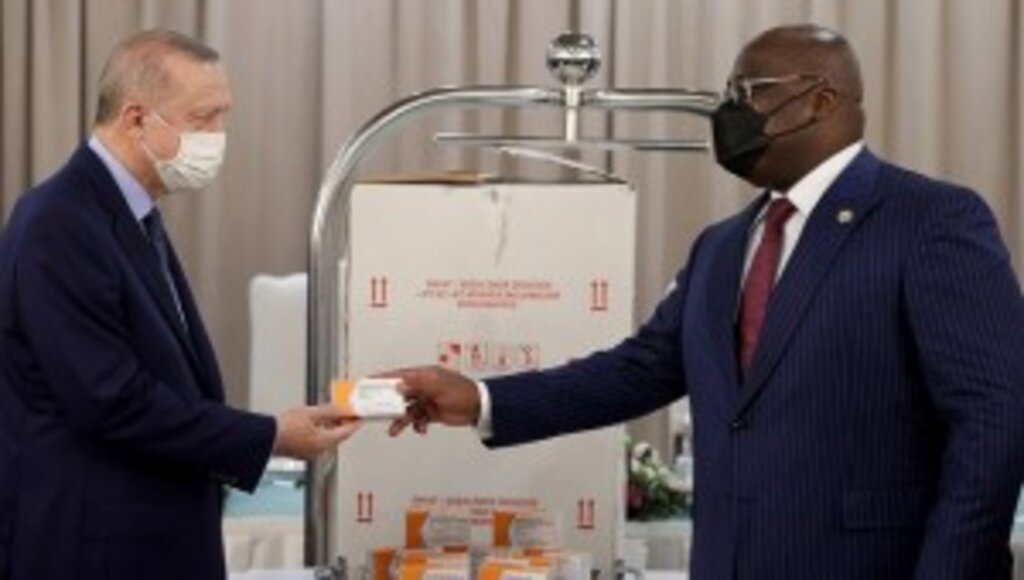 Cumhurbaşkanı Erdoğan, Kongo'ya on binlerce doz Kovid-19 aşısı ile gitti