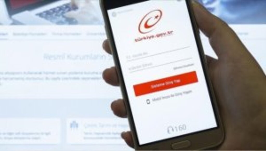 SGK'ye e-Devlet'ten 305 milyon başvuru