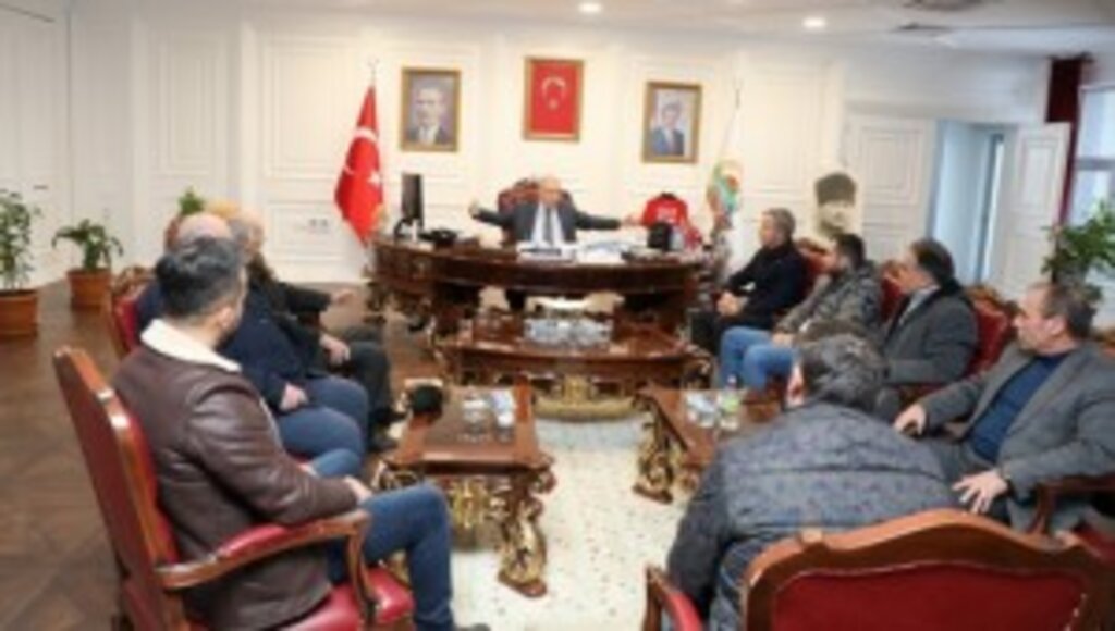 BAYBURTLULAR DERNEĞİ YÖNETİMİ BAŞKAN DEMİRTAŞ’I MAKAMINDA ZİYARET ETTİ