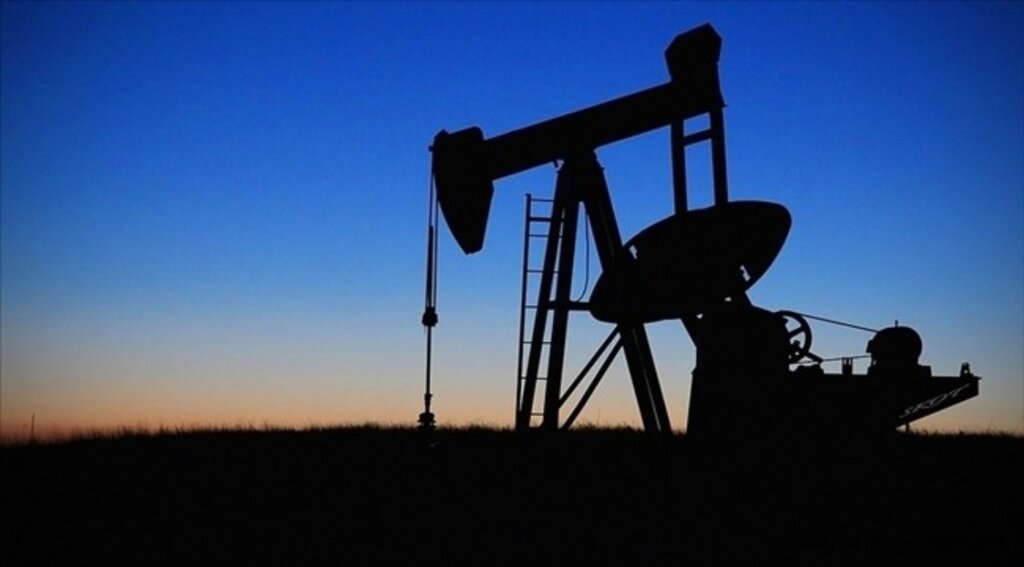 Brent petrolün varil fiyatı 115,77 dolar