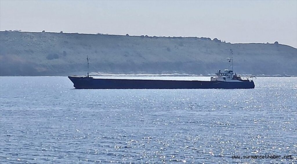 Çanakkale Boğazı'nda yük gemisi karaya oturdu