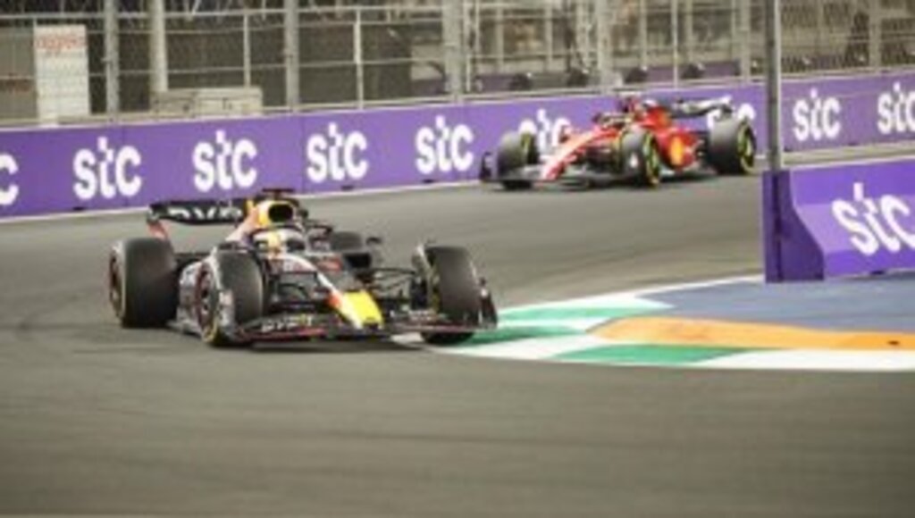 F1 Suudi Arabistan Grand Prix'sini Verstappen kazandı