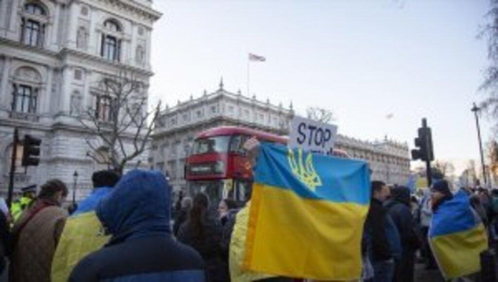 İngiltere, 7 Rus oligarkın 15 milyar sterlin değerindeki varlığının dondurulmasına karar verdi