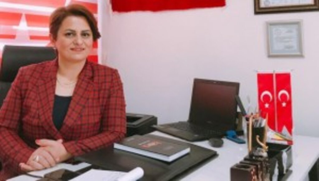 KADIN OLARAK ” SORUMLULUĞUMUZ KADAR SORUMLULUKLARIMIZ VAR “