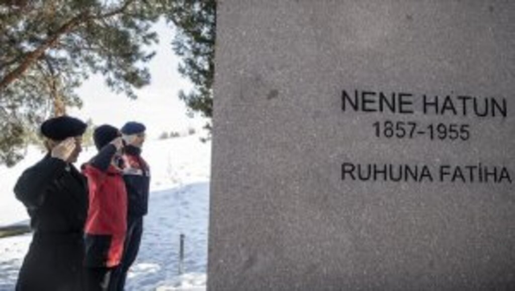 Kahraman Türk kadını Nene Hatun kabri başında anıldı