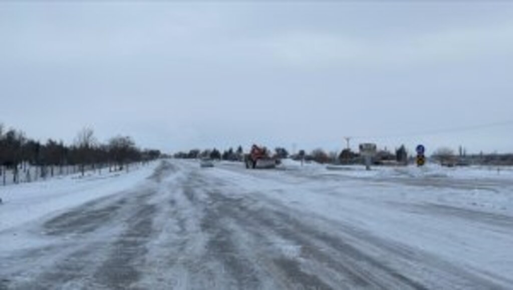 Konya'yı çevre illere bağlayan kara yolları ulaşıma kapandı