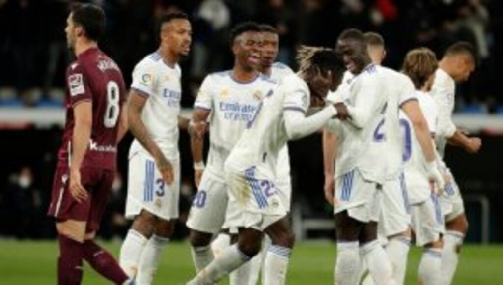 La Liga lideri Real Madrid evinde farklı kazandı 