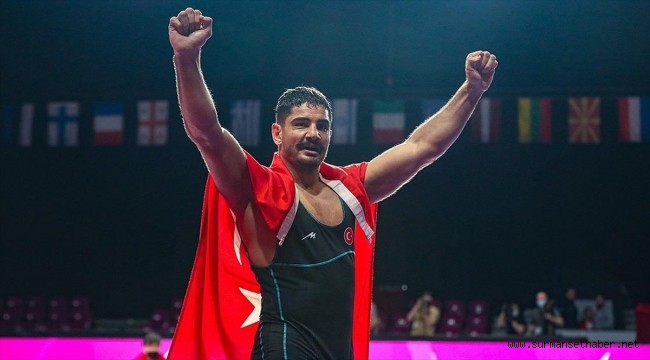 Milli güreşçi Taha Akgül kariyerinde 9. kez Avrupa şampiyonu oldu