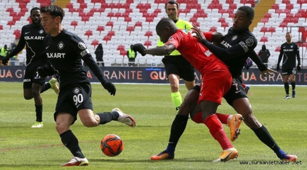Sivasspor 3 puana 90+1'de uzandı