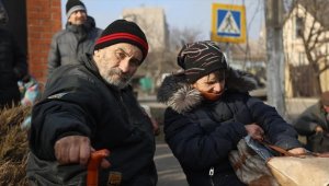 Ukrayna: Rusya'nın kuşattığı Mariupol'dan ayrılmak isteyen 160 bin sivil var