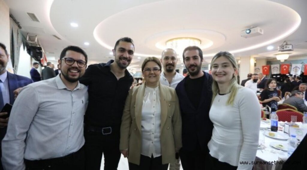 Bakan Derya Yanık Kadirli Eğitim ve Kültür Vakfı İftar Programına Katıldı
