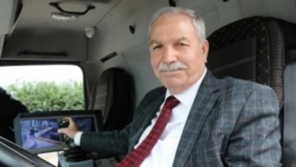 DAHA TEMİZ İLKADIM İÇİN MODERN ÇÖP KONTEYNERLERİ YERLEŞTİRİLMEYE BAŞLANDI