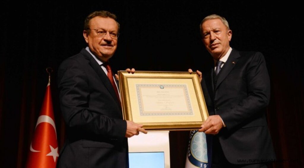 Hulusi Akar’a Uludağ Üniversitesi Tarafından Fahri Profesörlük Unvanı Verildi
