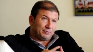 Tanju Çolak; ''Bu kadar kötü oyuncuyu bir araya getirmek, büyük başarıdır.''
